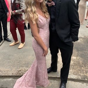 Size 0 Jovani Prom dress